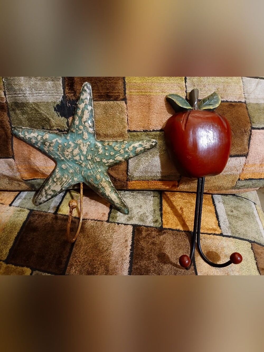 Rustic Red Apple Wall Hook - Decorative Star Hook